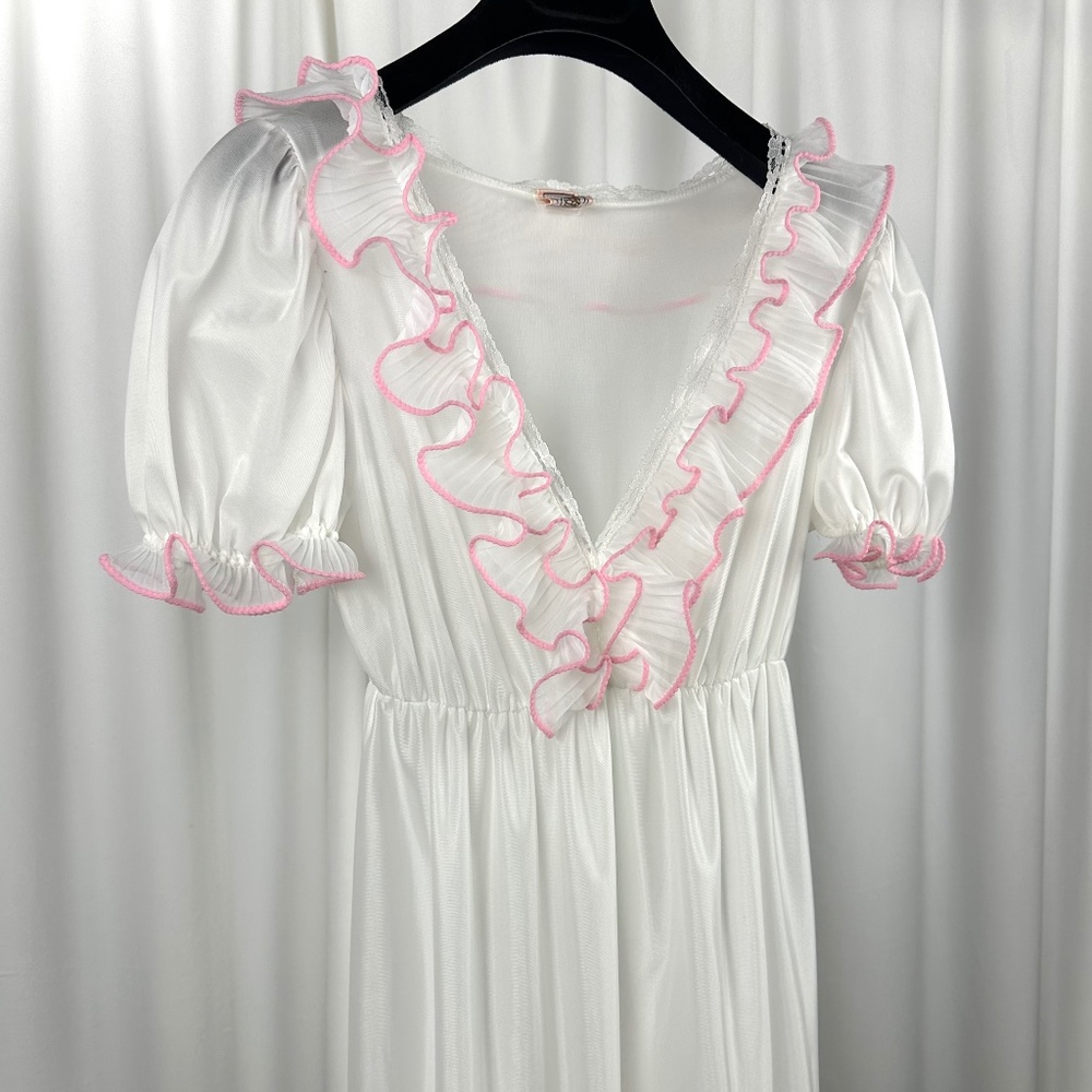 Vintage Bloomies Ivory Ruffle Nightgown Romantic Maxi Small - Picture 7 of 16
